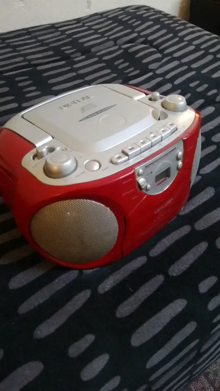 Radio portátil Hikato con CD y cassette - 6