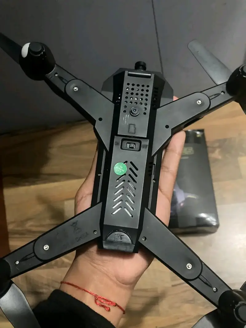 Drone con cámara HD y control remoto - 3