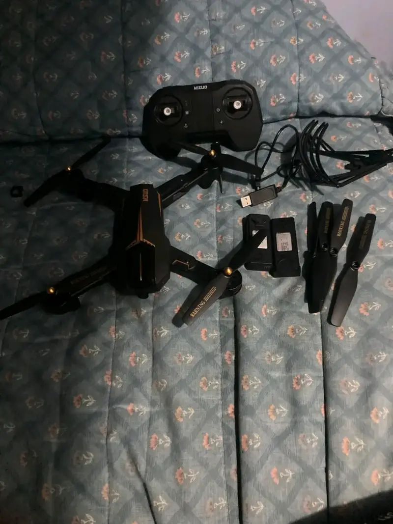 Drone con cámara HD y control remoto - 5
