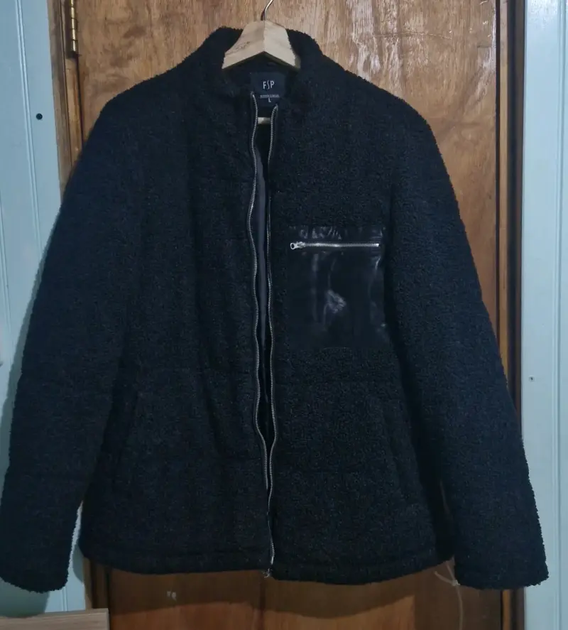 Chaqueta negra de lana con cierre FSP - 1