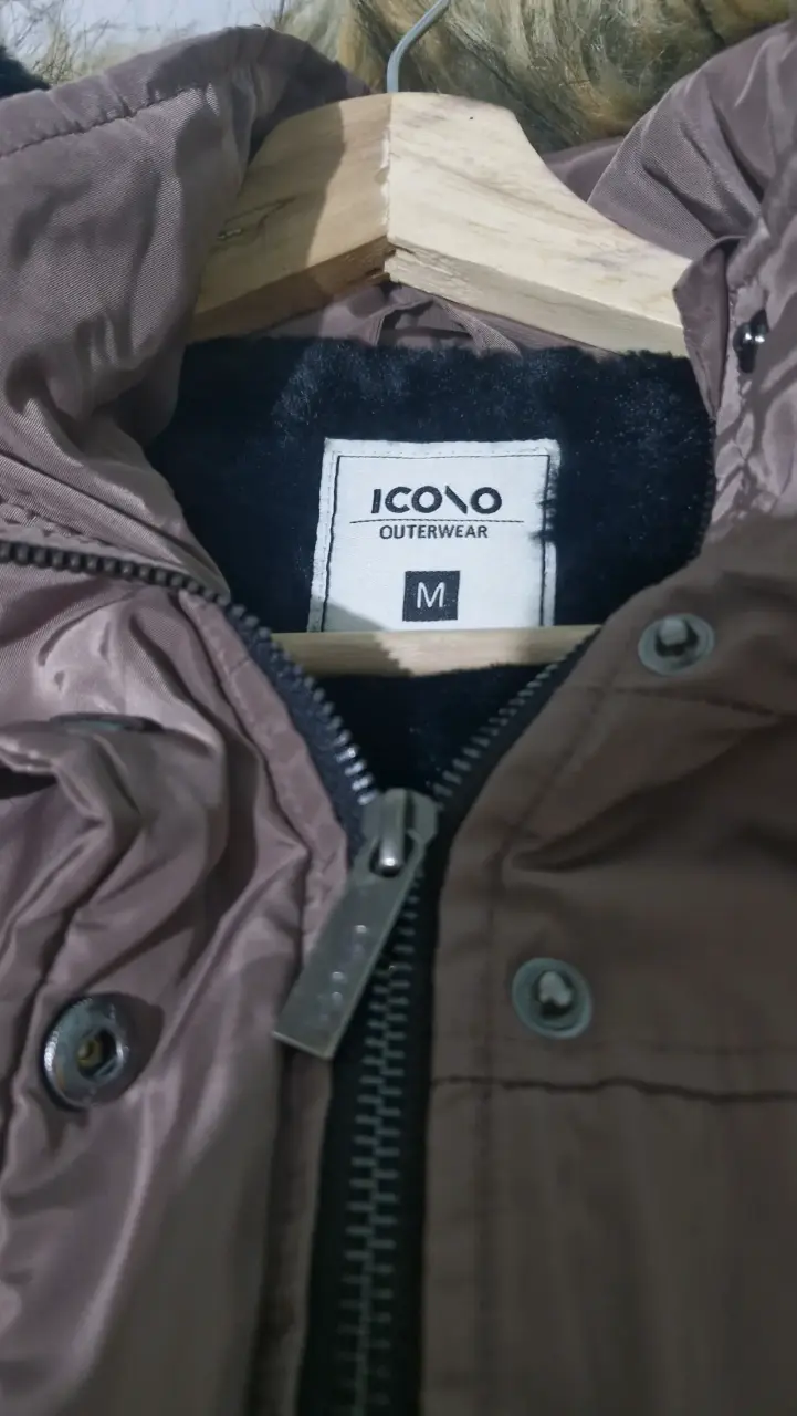 Parka con capucha y forro de piel sintética Icono - 2