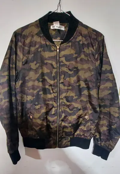 Chaqueta bomber camuflaje para hombre - miniatura 1