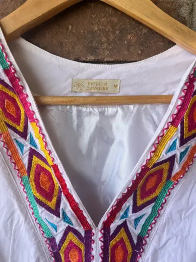 Vestido blanco con bordado étnico Patricia Carreira - miniatura 3