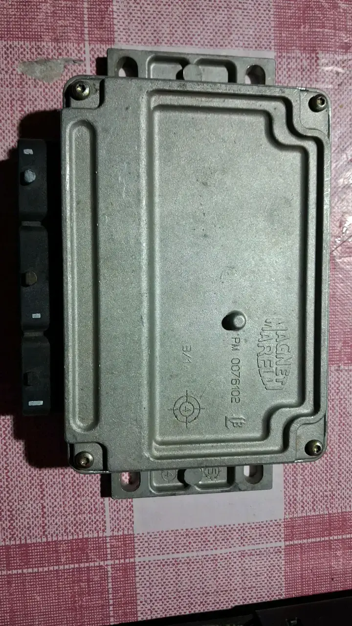 Unidad de control Magneti Marelli IAW 6LP1.54 - 2