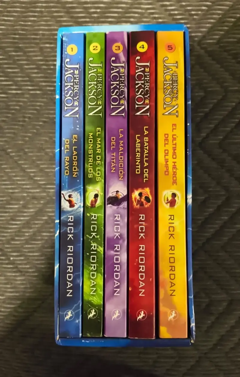 Colección Completa Percy Jackson de Rick Riordan - 3