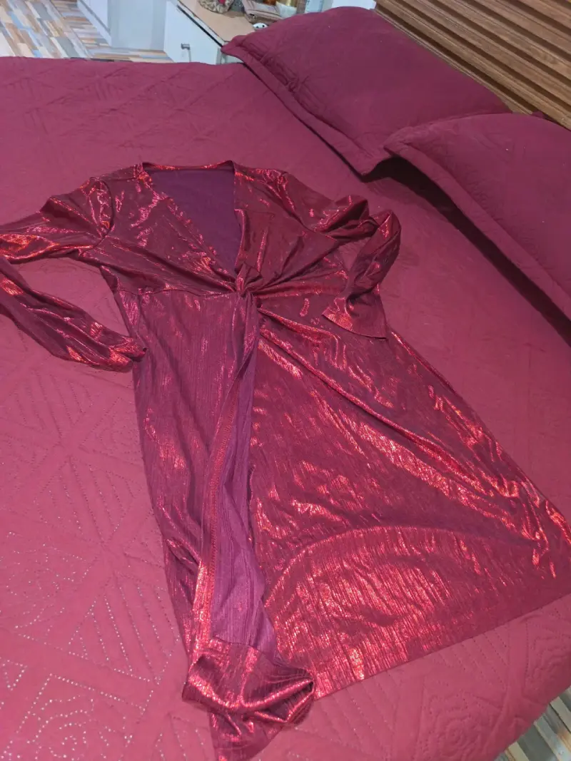 Vestido largo rojo brillante para fiesta