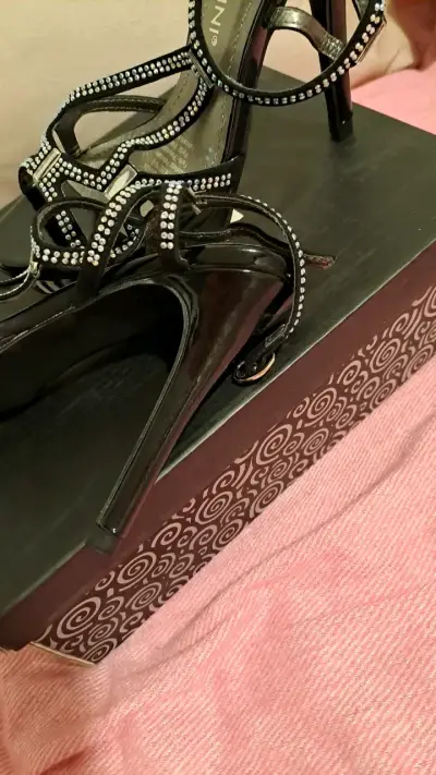 Sandalias de tacón alto con brillantes Ed Mavazin - miniatura 3