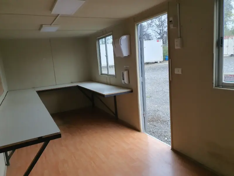 Contenedor Oficina Modular con Aire Acondicionado - 5