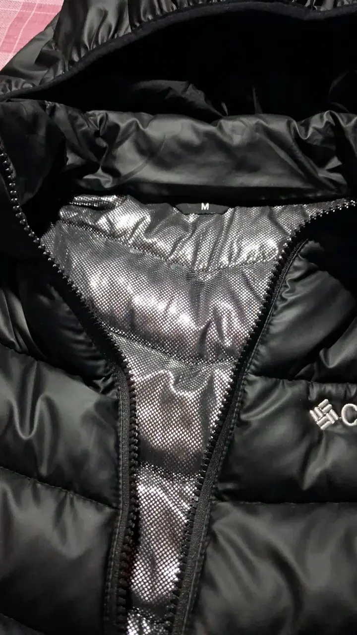 Chaqueta Columbia Titanium Negra con Capucha - 3