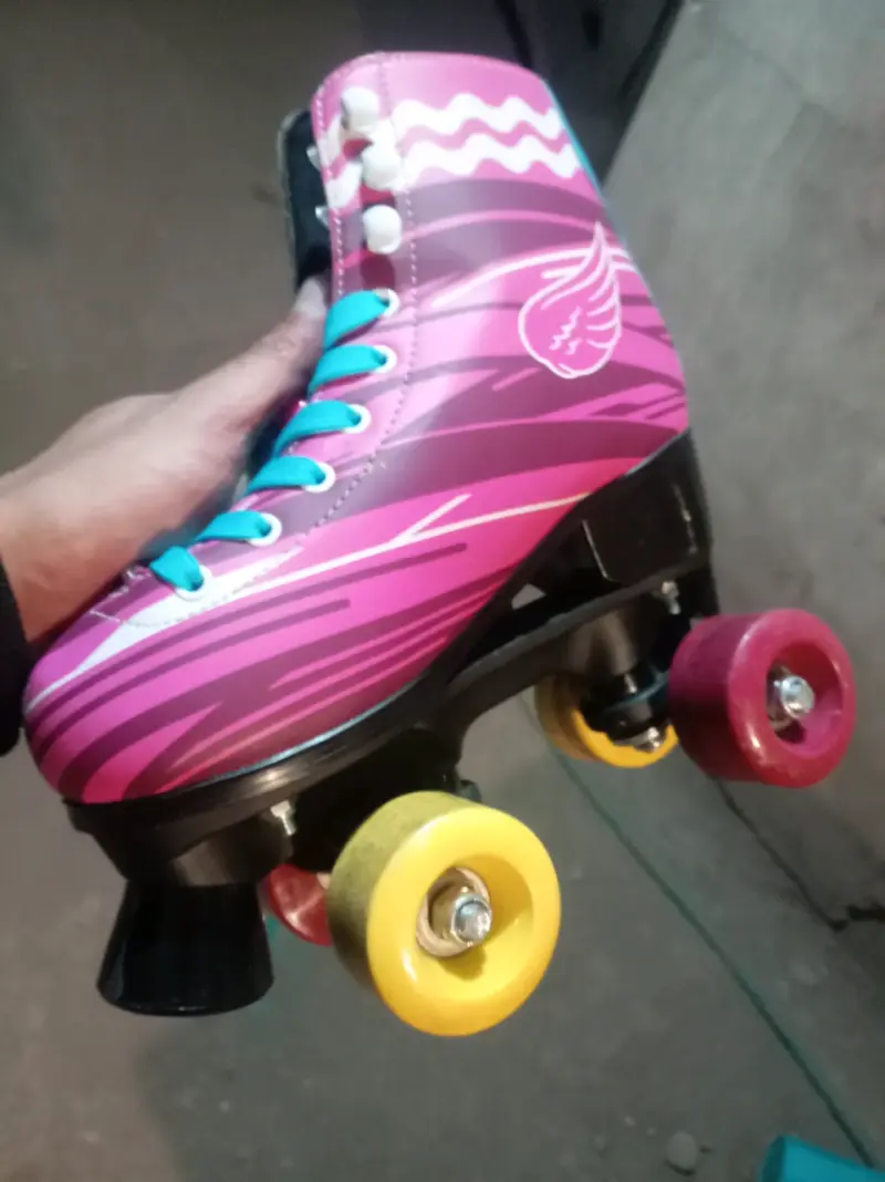 Patines de cuatro ruedas para niños color rosa - 2
