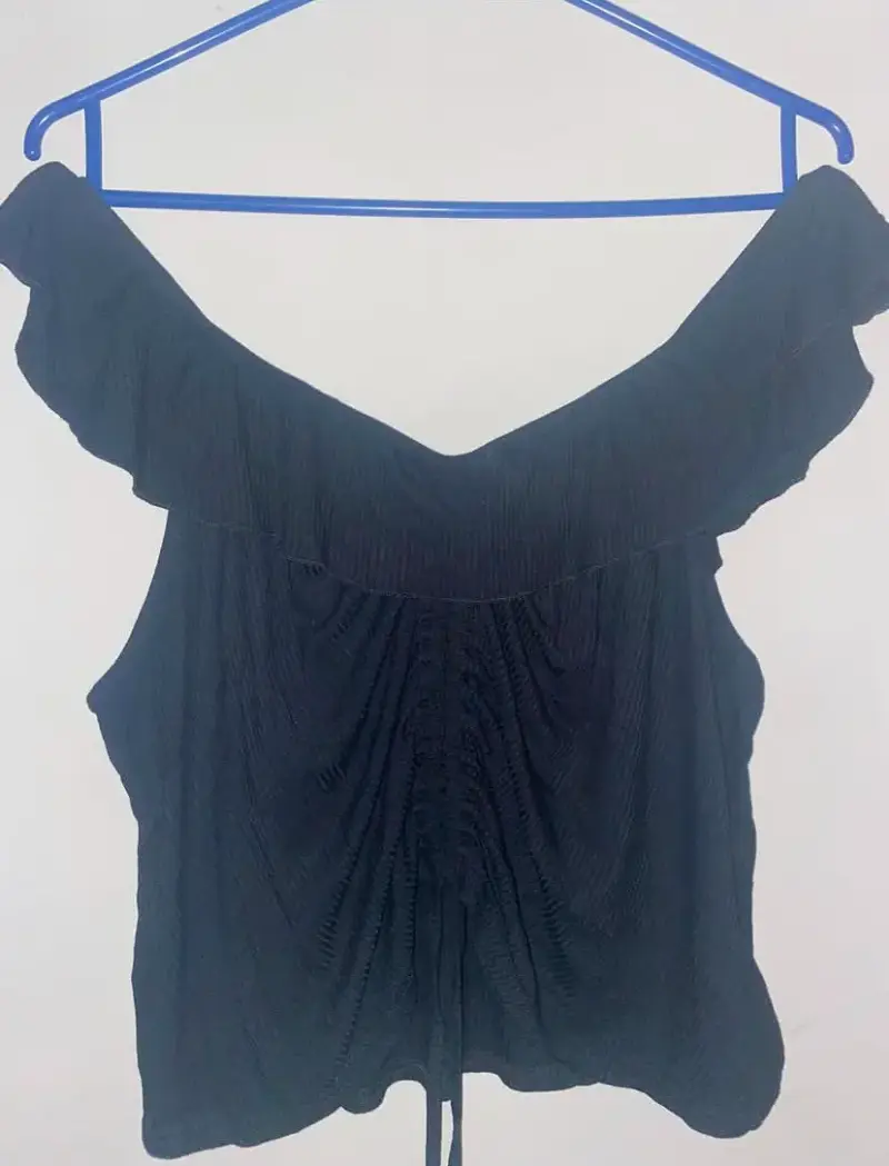 Blusa negra con volantes Fiorucci - 2