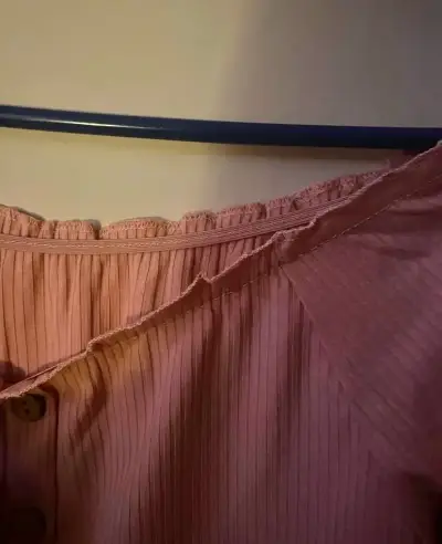 Blusa hombros descubiertos - miniatura 4