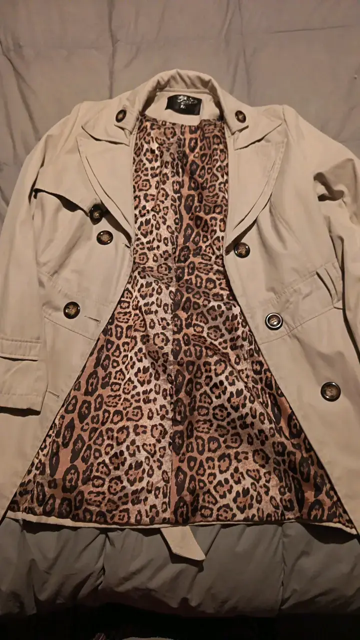 Abrigo beige con forro animal print - 1