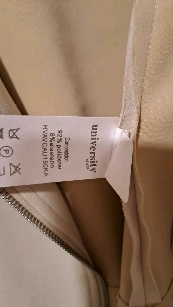Chaqueta beige de mujer estilo biker - 2