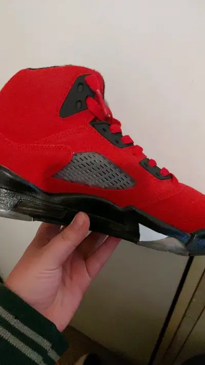 Zapatillas deportivas rojas Nike Air Jordan - miniatura 1