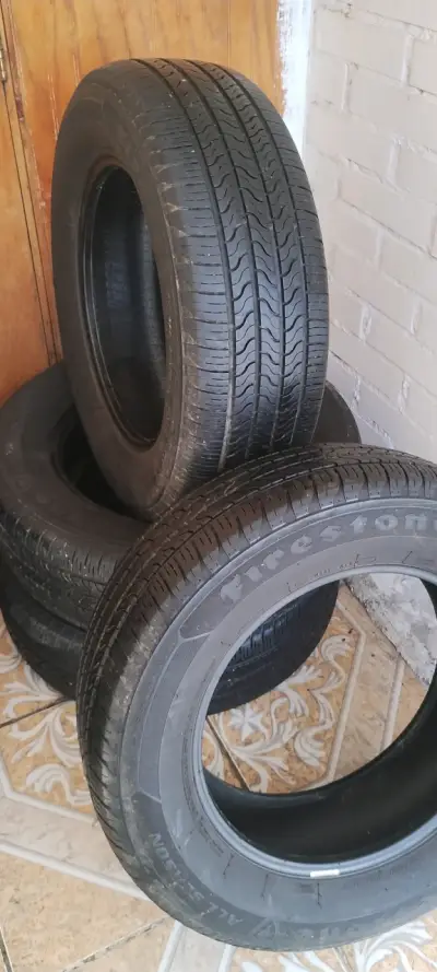 Neumáticos Firestone usados en buen estado - miniatura 3