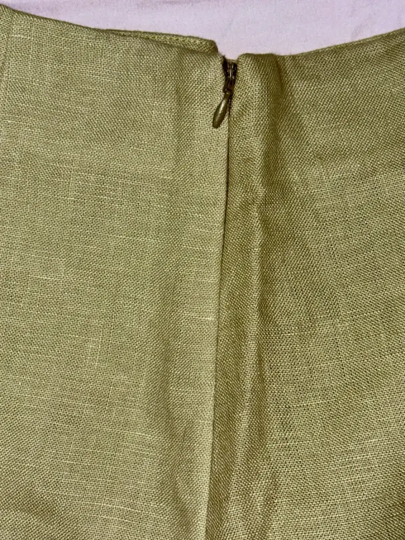 Shorts de lino verde oliva para mujer - 4