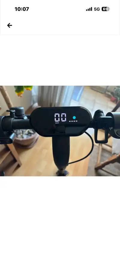 Scooter eléctrico plegable con pantalla LED - miniatura 4