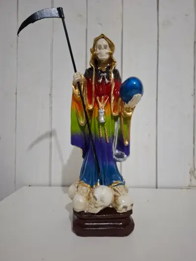 Figura de Santa Muerte multicolor con guadaña - miniatura 1