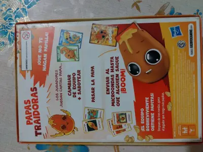 Juego de cartas Papas Traidoras de Hasbro - miniatura 2