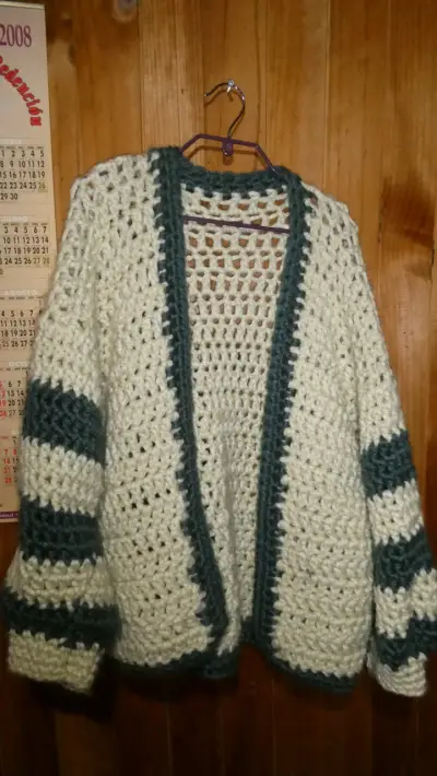 Suéter tejido a crochet oversize - miniatura 3