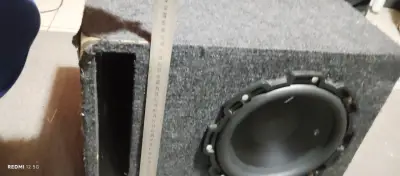 Woofer Rockford con amplificador - miniatura 3