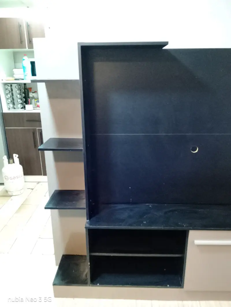 🖥️ Rack de TV - 4