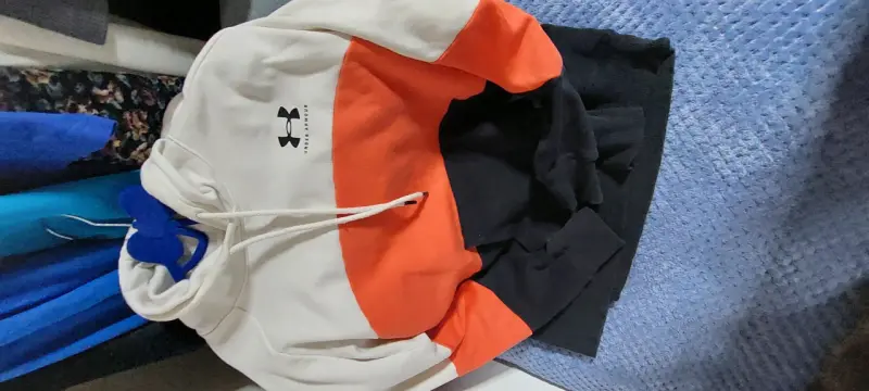 Polerón con capucha tricolor Under Armour - 3