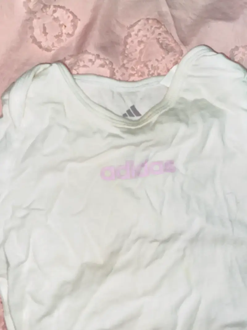 Conjunto de bebé Adidas rosa y blanco 6M - 3