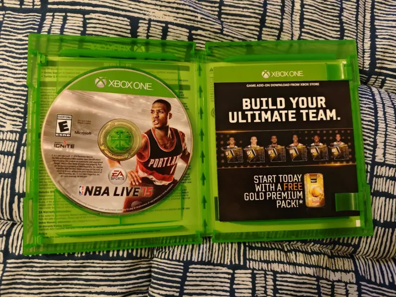Juego NBA Live 15 para Xbox One - 3