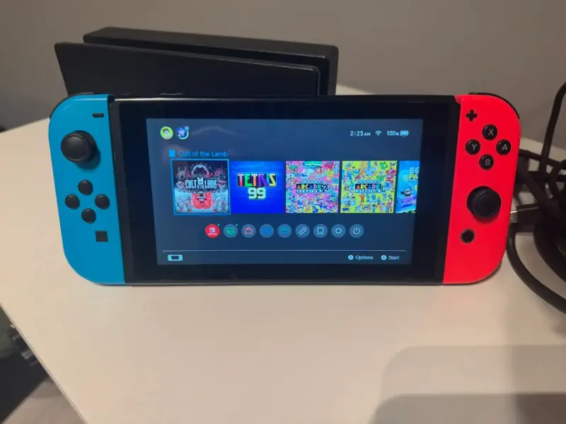 Consola Nintendo Switch Rojo/azul + Tarjeta De 64g - 3