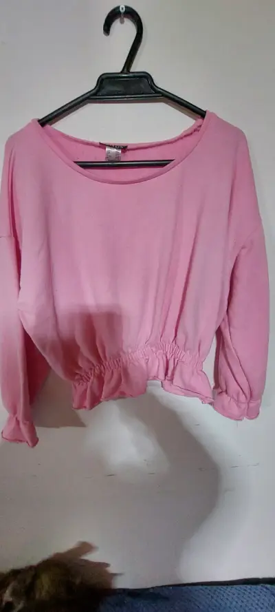 Polerón rosa con ajuste elástico - miniatura 1
