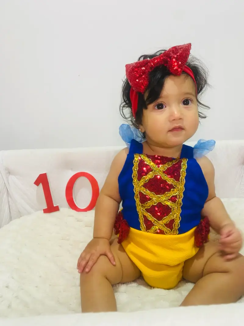 Disfraz de princesa para bebé con lazo rojo - 1