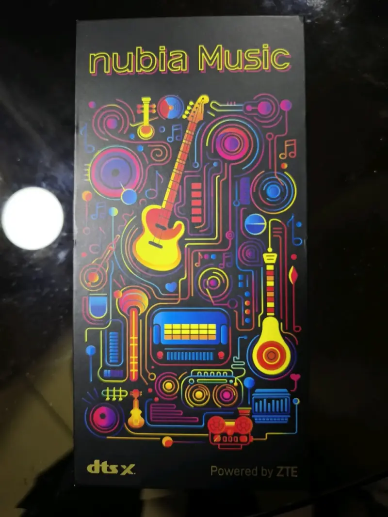 Smartphone Nubia Music con gran batería y almacenamiento - 1