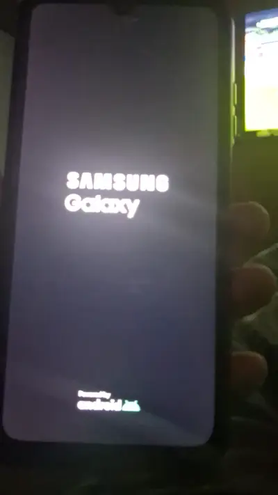 Samsung Galaxy con Android en buen estado - miniatura 1