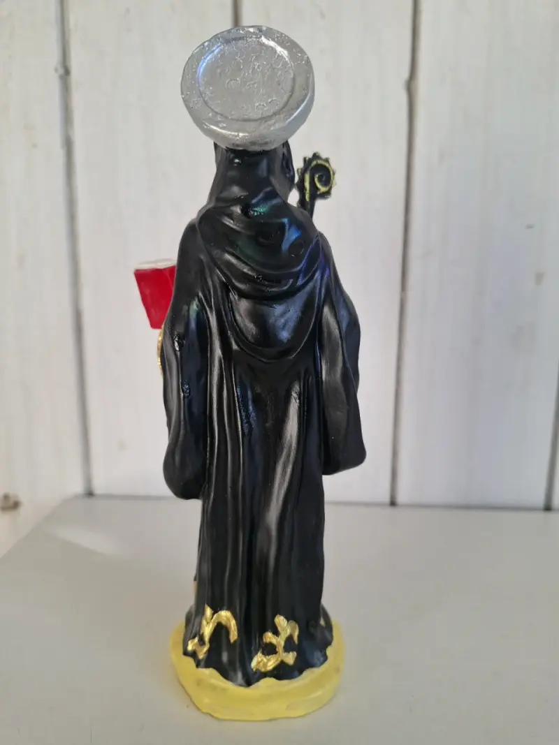 Figura de San Benito 20 cm en resina decorativa - 3