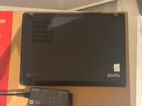 Lenovo Thinkpad X13 Gen 3 - 4