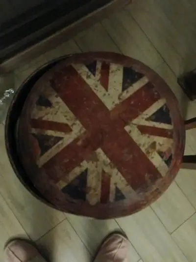 Taburete vintage con diseño bandera británica - miniatura 1