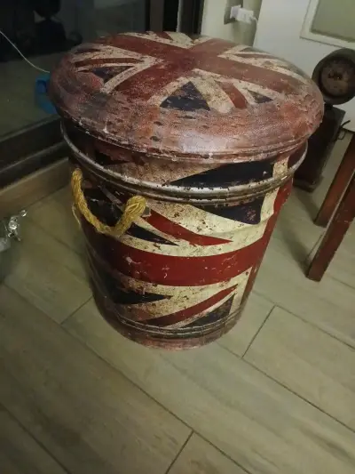 Taburete vintage con diseño bandera británica - miniatura 2