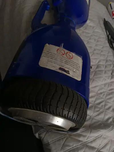 Hoverboard eléctrico azul con luces LED - miniatura 3