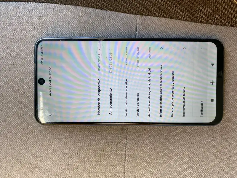 Smartphone Xiaomi Redmi Note 11 azul en buen estado - 2