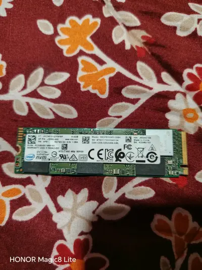 Unidad SSD Intel 512GB M.2 NVMe - miniatura 1