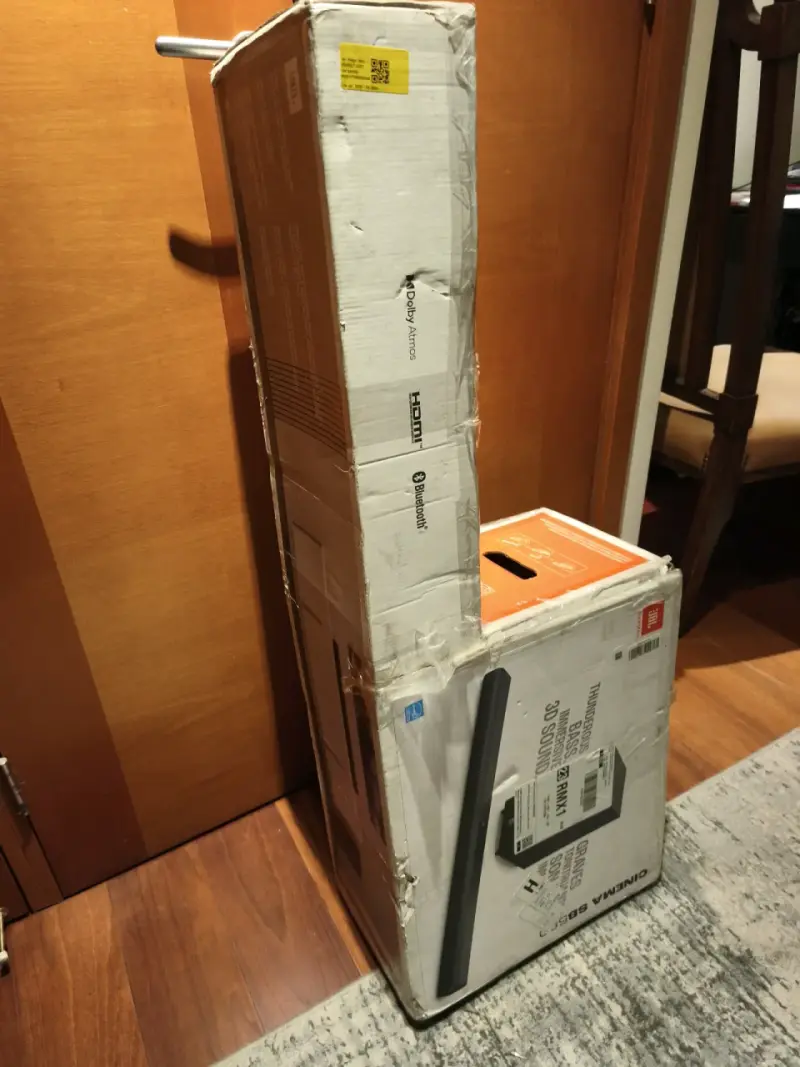 Barra de sonido JBL JB 580 con subwoofer - 4