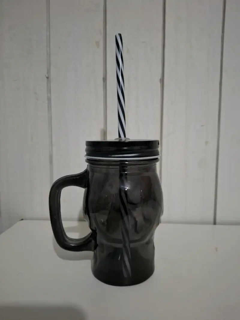 Vaso de vidrio con tapa y bombilla calavera - 4