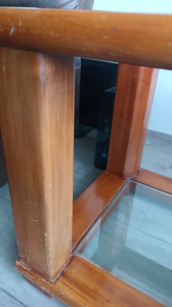 Mesa de centro de madera con vidrio - 2