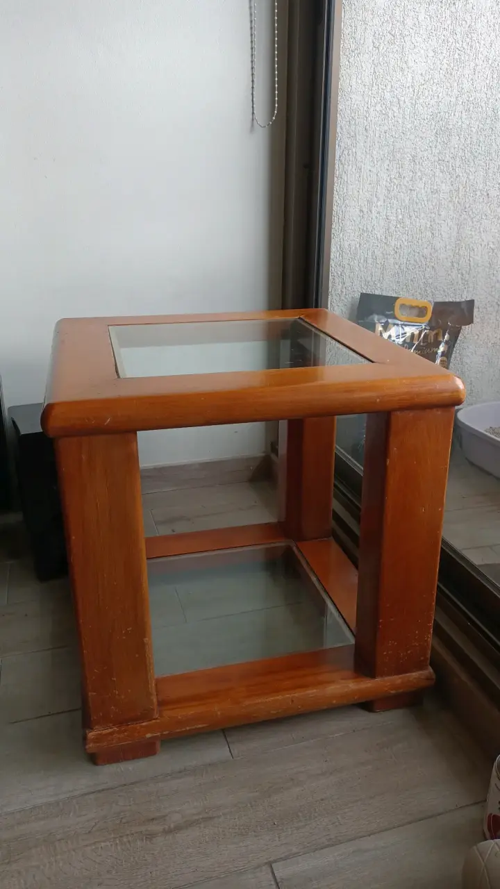 Mesa de centro de madera con vidrio - 3
