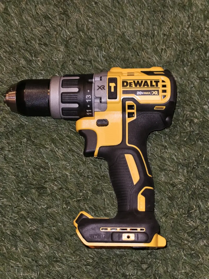 Taladro Inalámbrico DeWalt 20V Max XR - 1