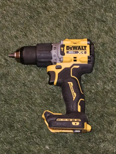 Taladro Inalámbrico DeWalt 20V XR Brushless - miniatura 1