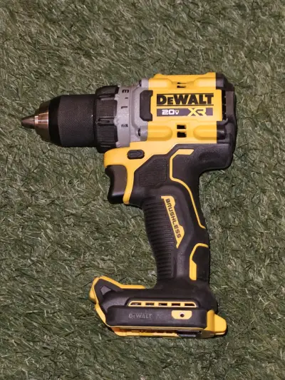 Taladro Inalámbrico DeWalt 20V XR Brushless - miniatura 1