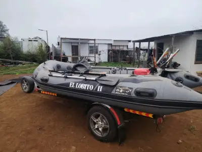 Bote inflable con remolque y accesorios - miniatura 3